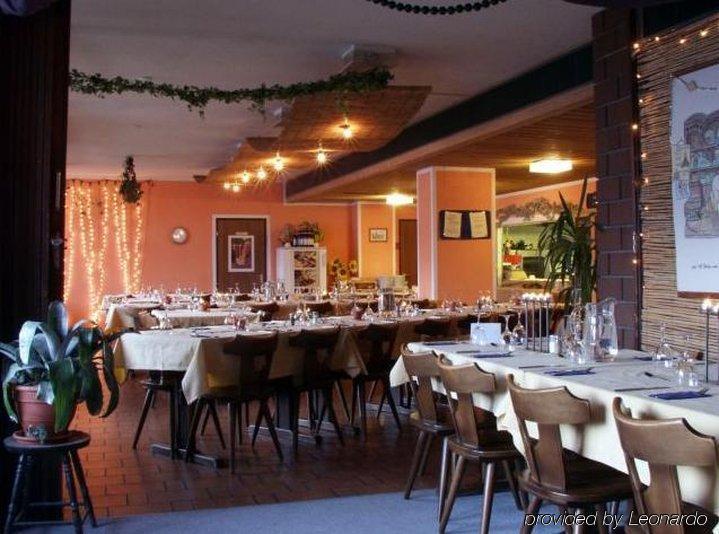 Hotel Stille St. Moritz Restoran gambar